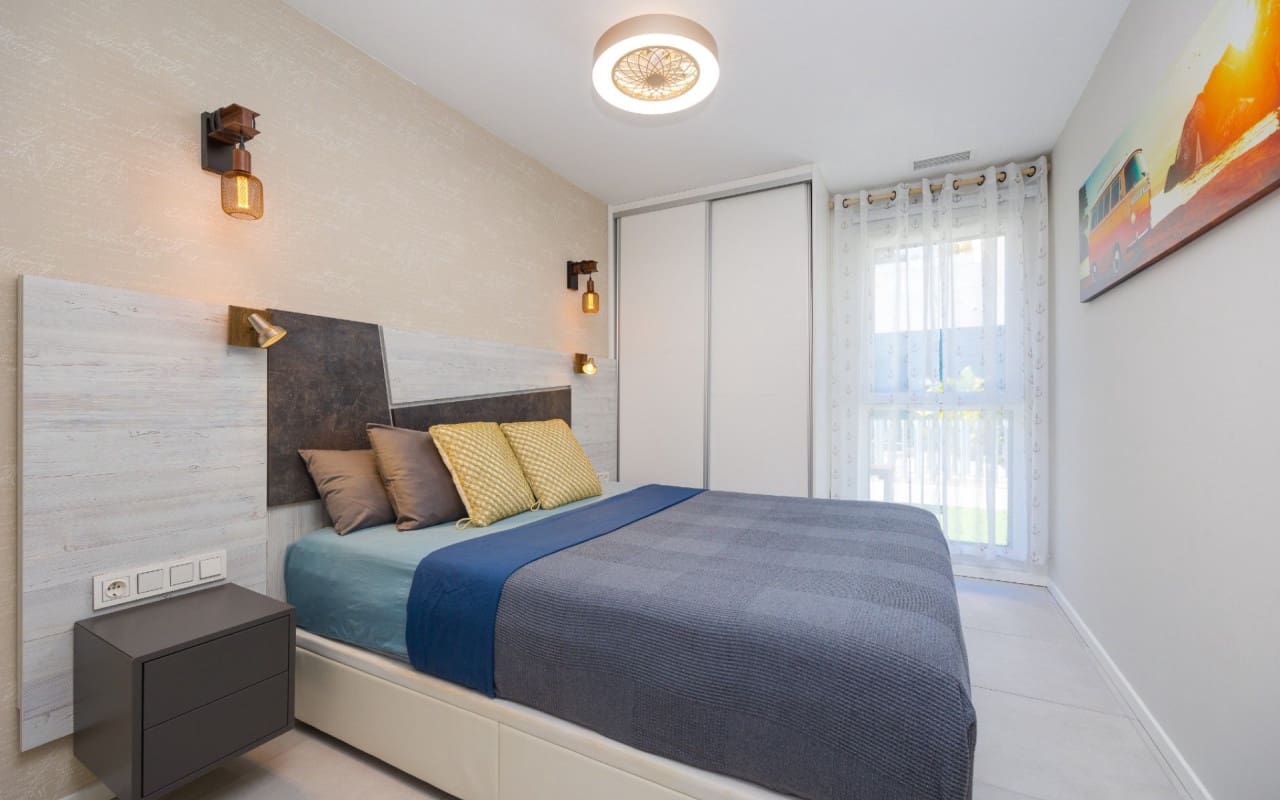 2 bedroom Apartment for sale in Playa Flamenca with pool - € 259,000 (Ref: 9383813)