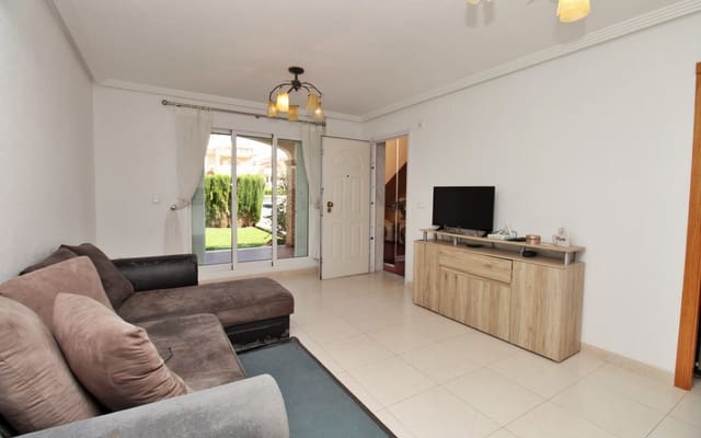 2 slaapkamer Appartement te koop in Playa Flamenca, Orihuela met zwembad - € 215.000 (Ref: 9383814)