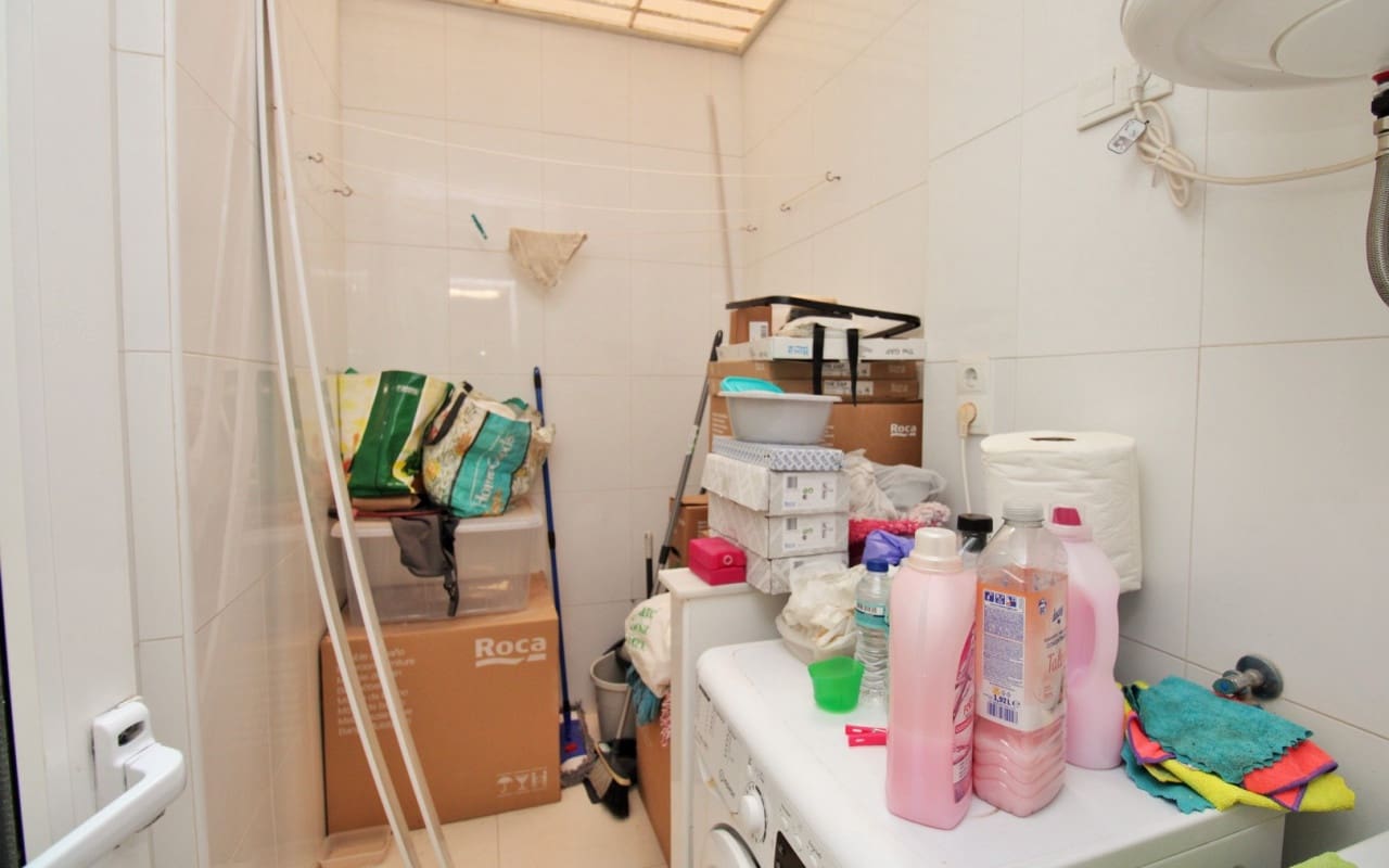 2 slaapkamer Appartement te koop in Playa Flamenca met zwembad - € 215.000 (Ref: 9383814)