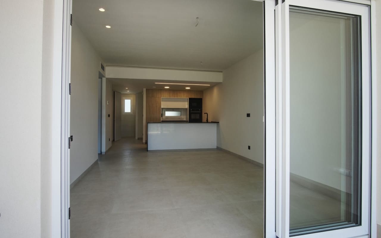 2 bedroom Apartment for sale in Guardamar del Segura with pool - € 295,000 (Ref: 9383816)