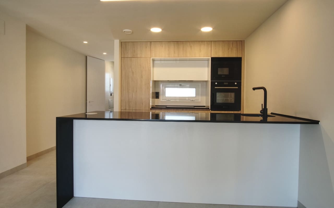 2 bedroom Apartment for sale in Guardamar del Segura with pool - € 295,000 (Ref: 9383816)