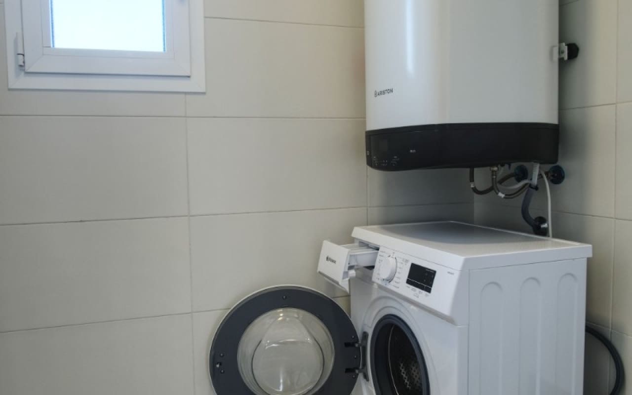 2 bedroom Apartment for sale in Guardamar del Segura with pool - € 295,000 (Ref: 9383816)