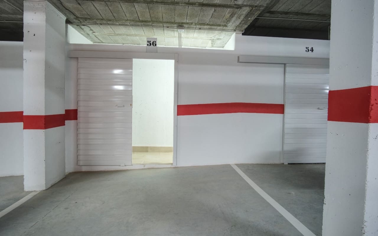 2 bedroom Apartment for sale in Guardamar del Segura with pool - € 295,000 (Ref: 9383816)