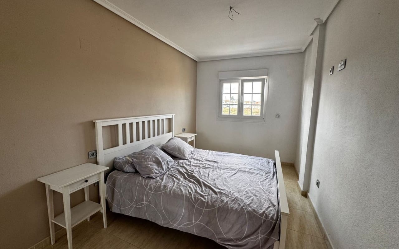 3 bedroom Apartment for sale in El Raso with pool - € 210,000 (Ref: 9383818)