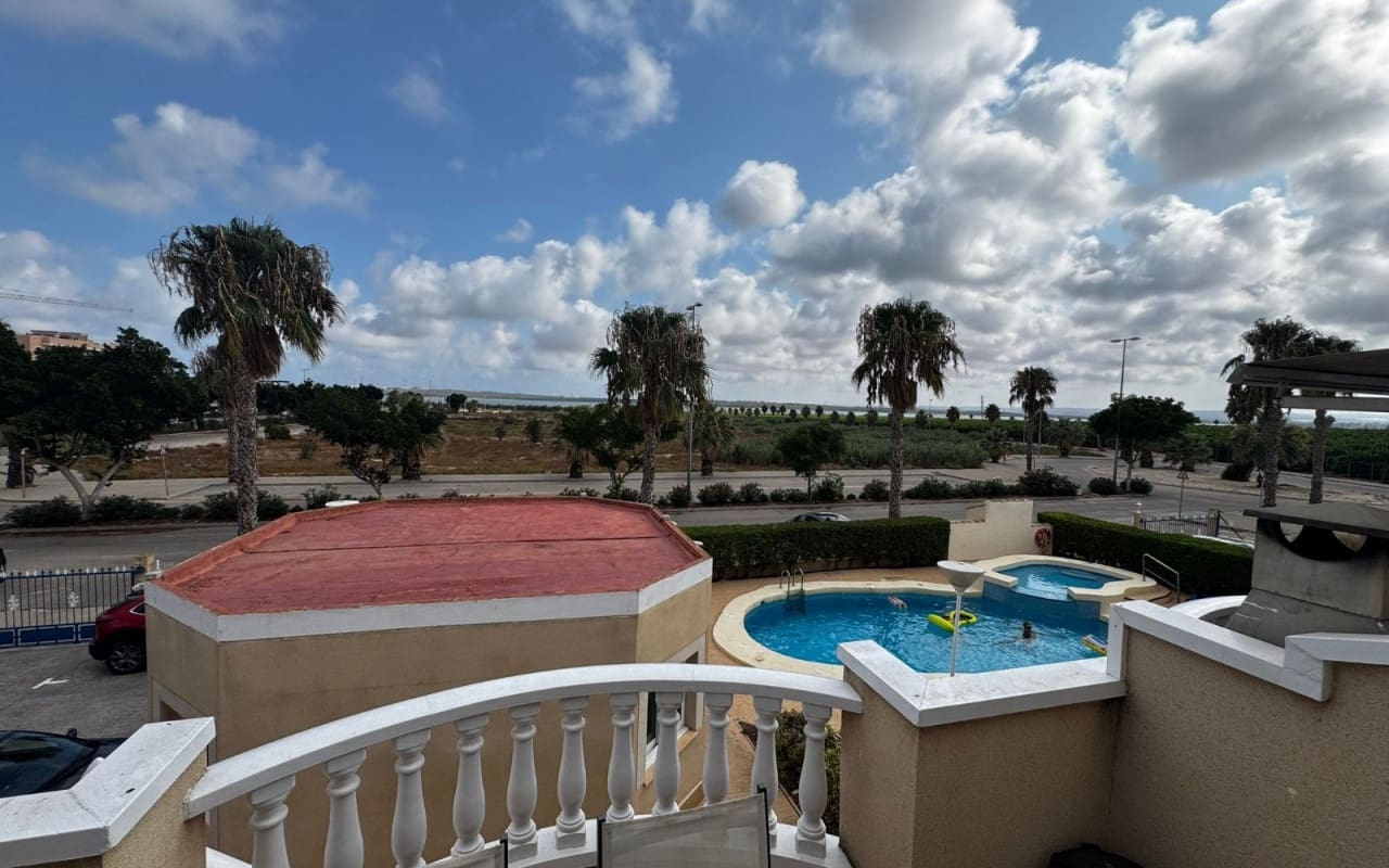 3 bedroom Apartment for sale in El Raso with pool - € 210,000 (Ref: 9383818)