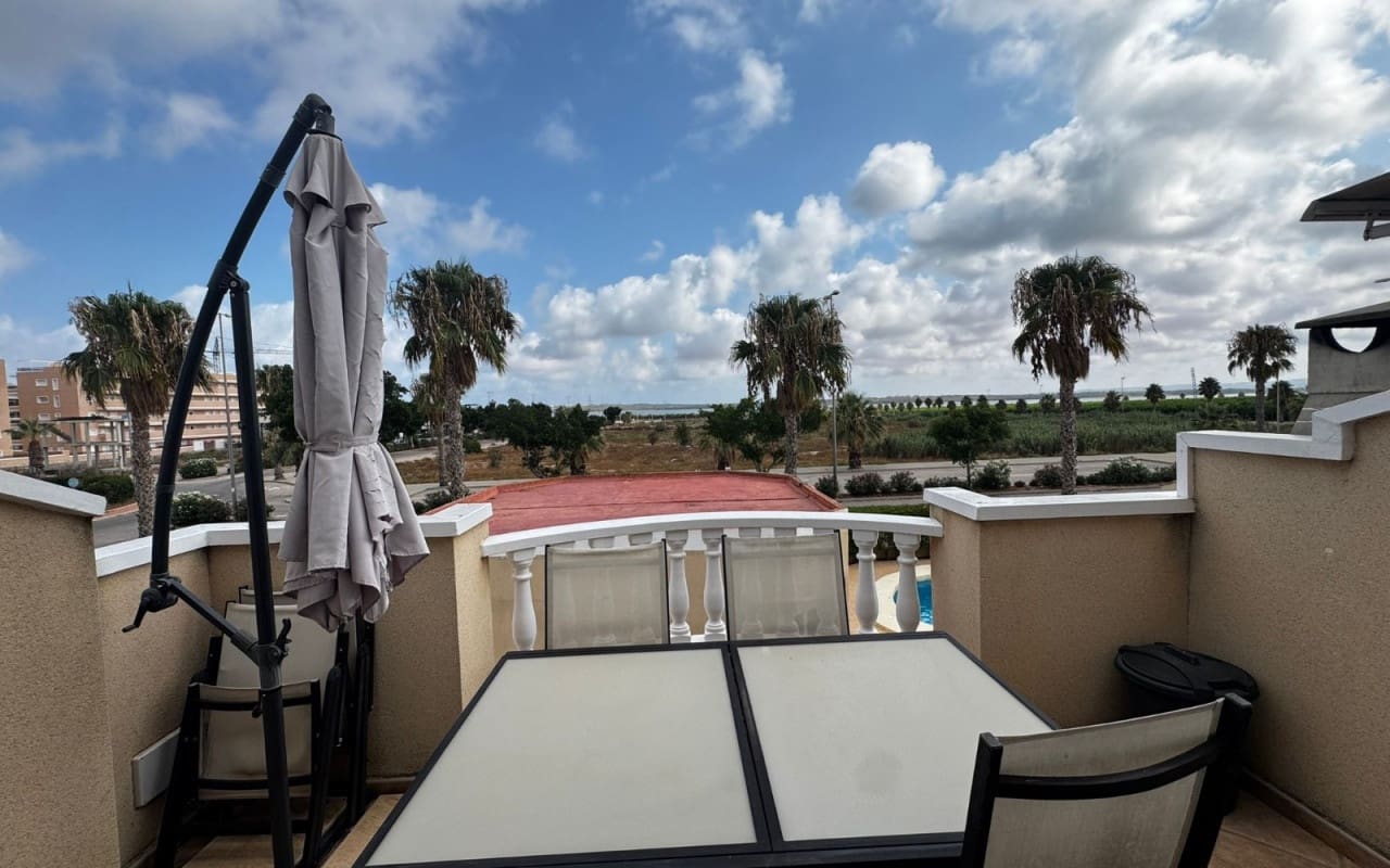 3 bedroom Apartment for sale in El Raso with pool - € 210,000 (Ref: 9383818)