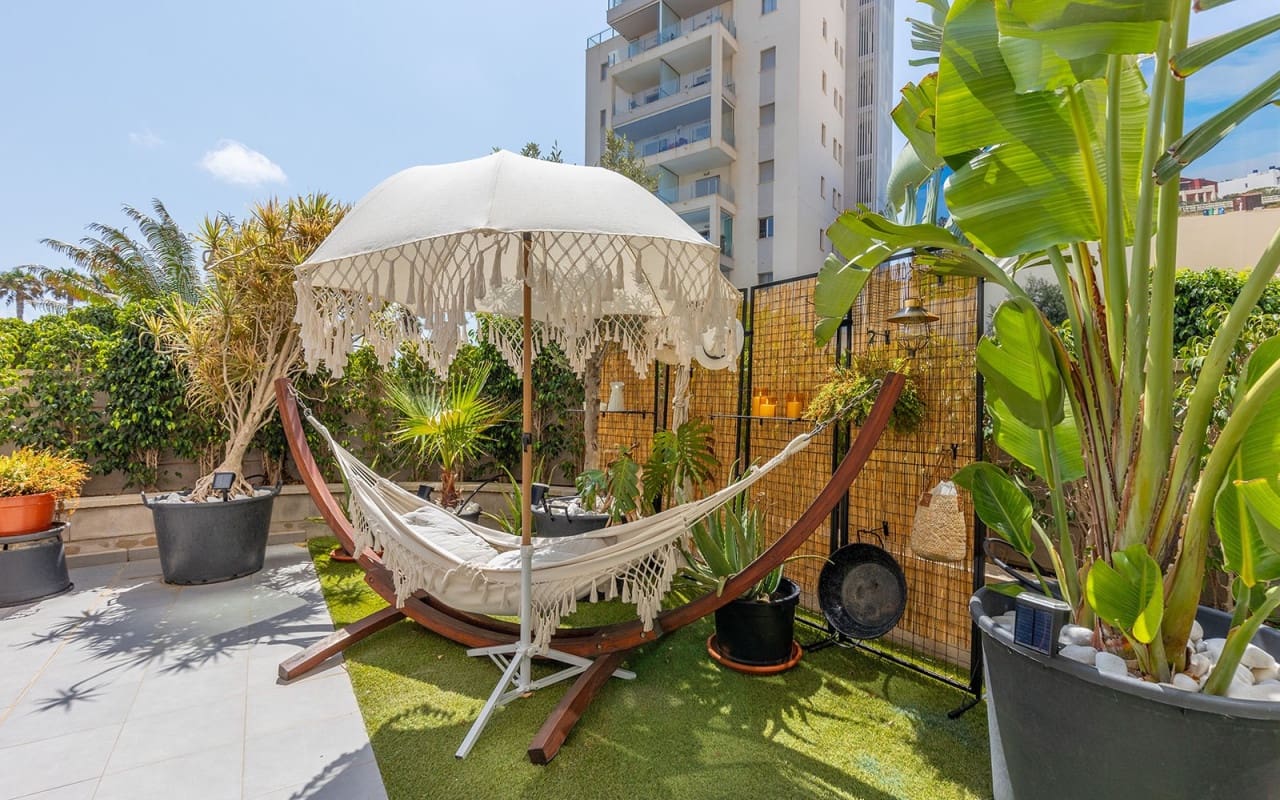 2 soveværelse Strandlejlighed til salg i La Mata med swimmingpool - € 319.500 (Ref: 9383819)