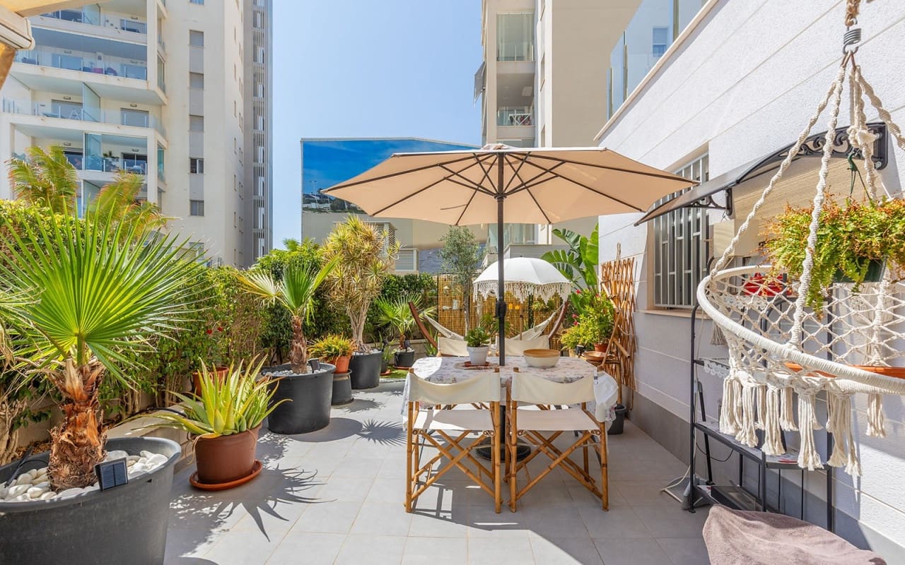 2 soveværelse Strandlejlighed til salg i La Mata med swimmingpool - € 319.500 (Ref: 9383819)