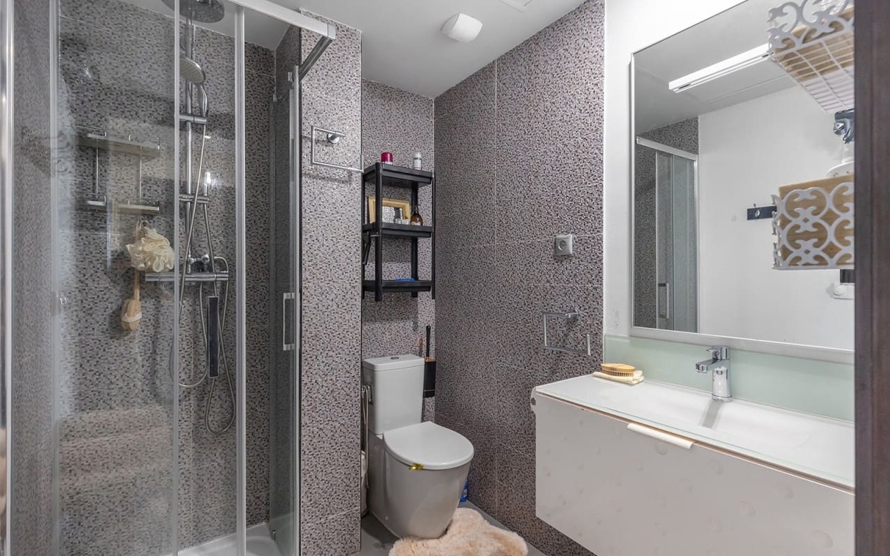 2 soveværelse Strandlejlighed til salg i La Mata med swimmingpool - € 319.500 (Ref: 9383819)