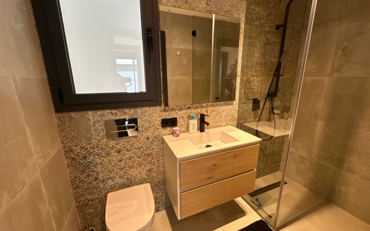 2 bedroom Apartment for sale in Ciudad Quesada with pool - € 399,000 (Ref: 9383820)