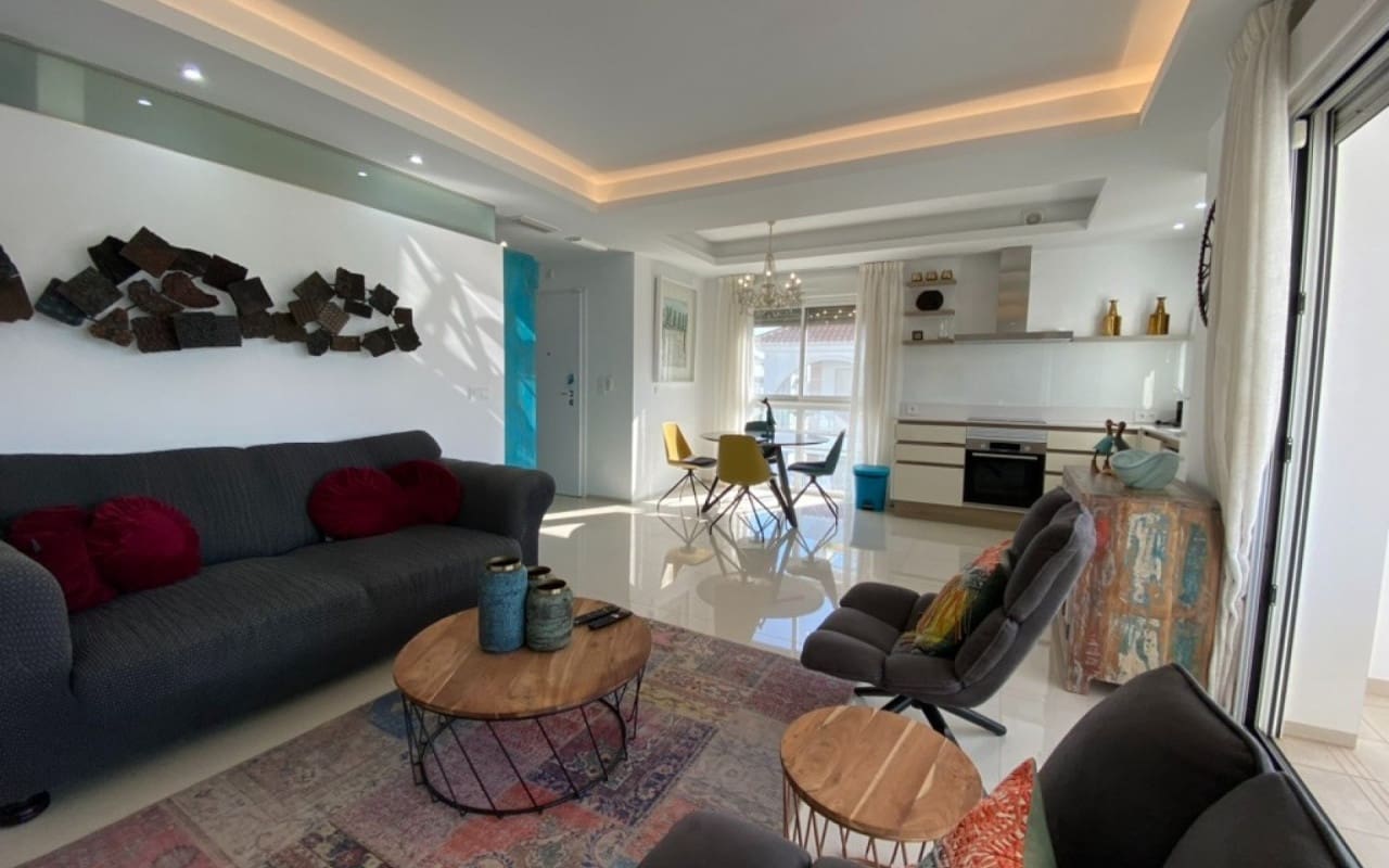 2 soveværelse Penthouse til salg i Ciudad Quesada med swimmingpool - € 319.900 (Ref: 9383822)