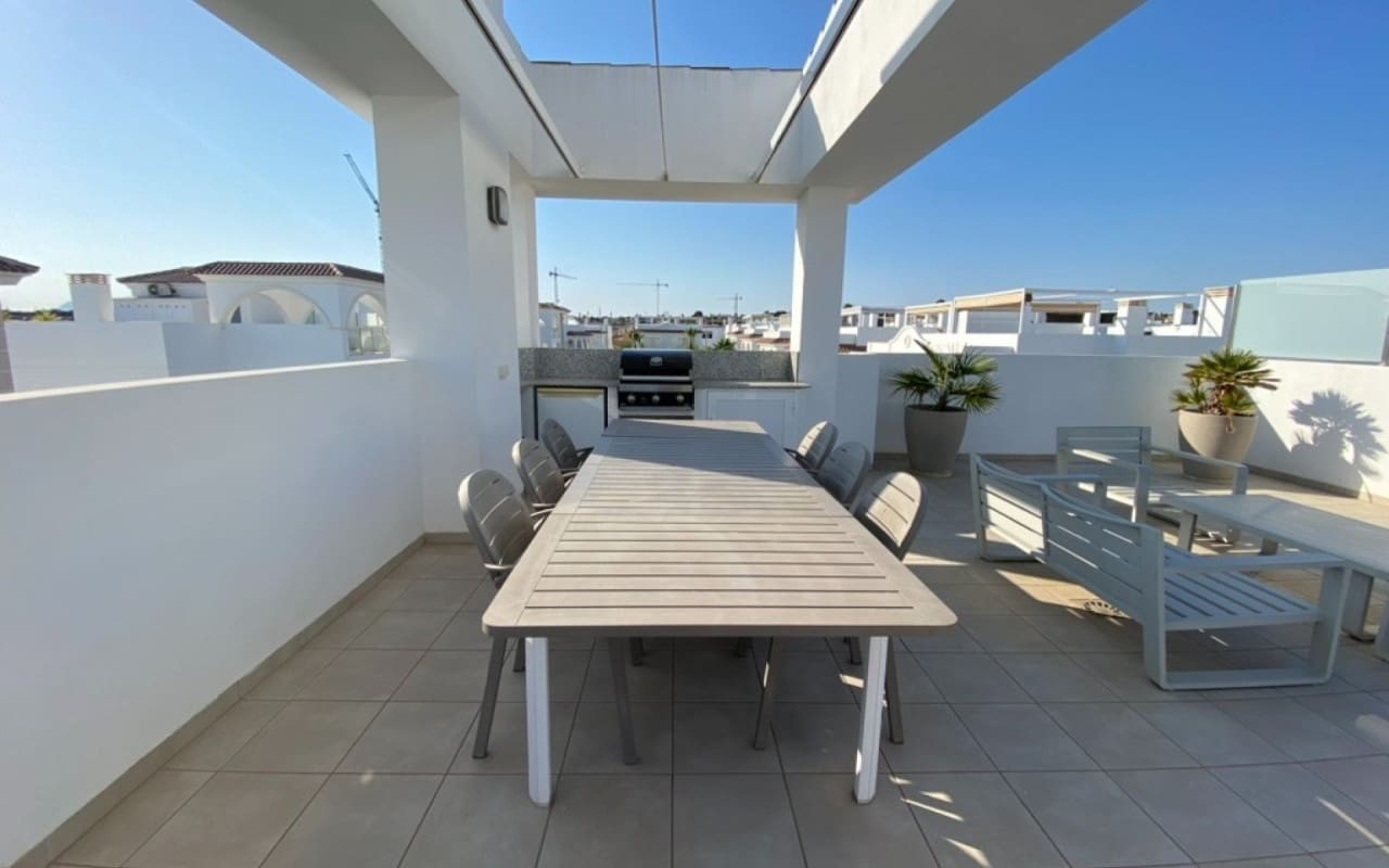 2 soveværelse Penthouse til salg i Ciudad Quesada med swimmingpool - € 319.900 (Ref: 9383822)