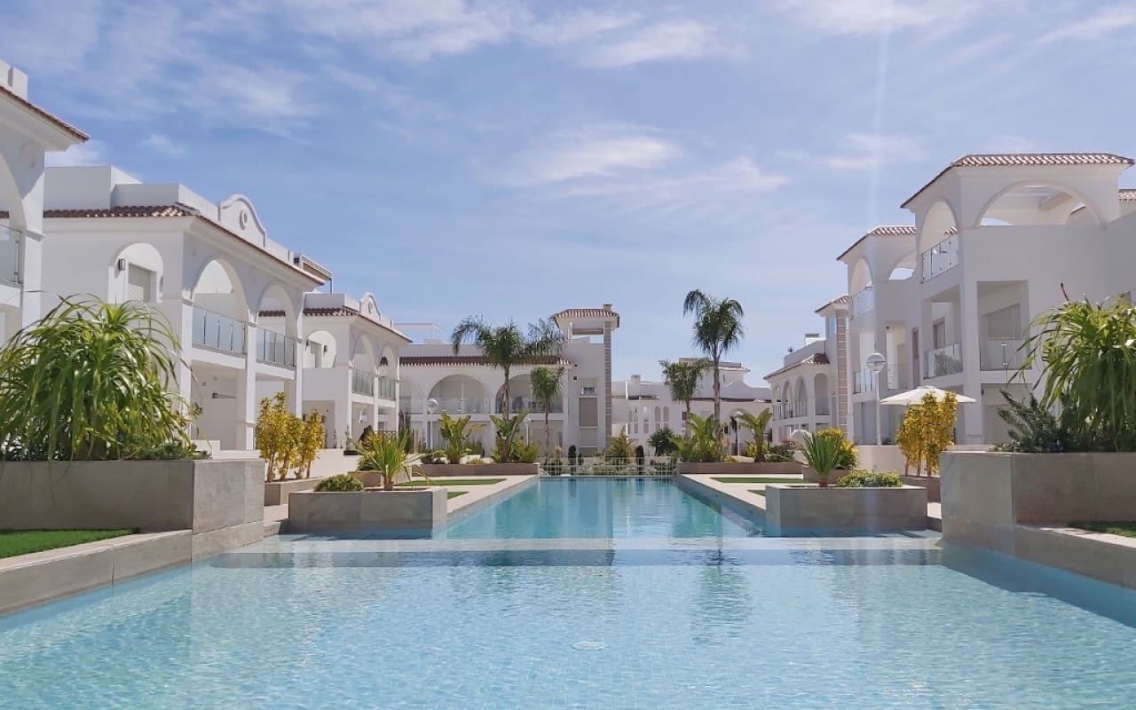 2 soveværelse Penthouse til salg i Ciudad Quesada med swimmingpool - € 299.900 (Ref: 9383823)