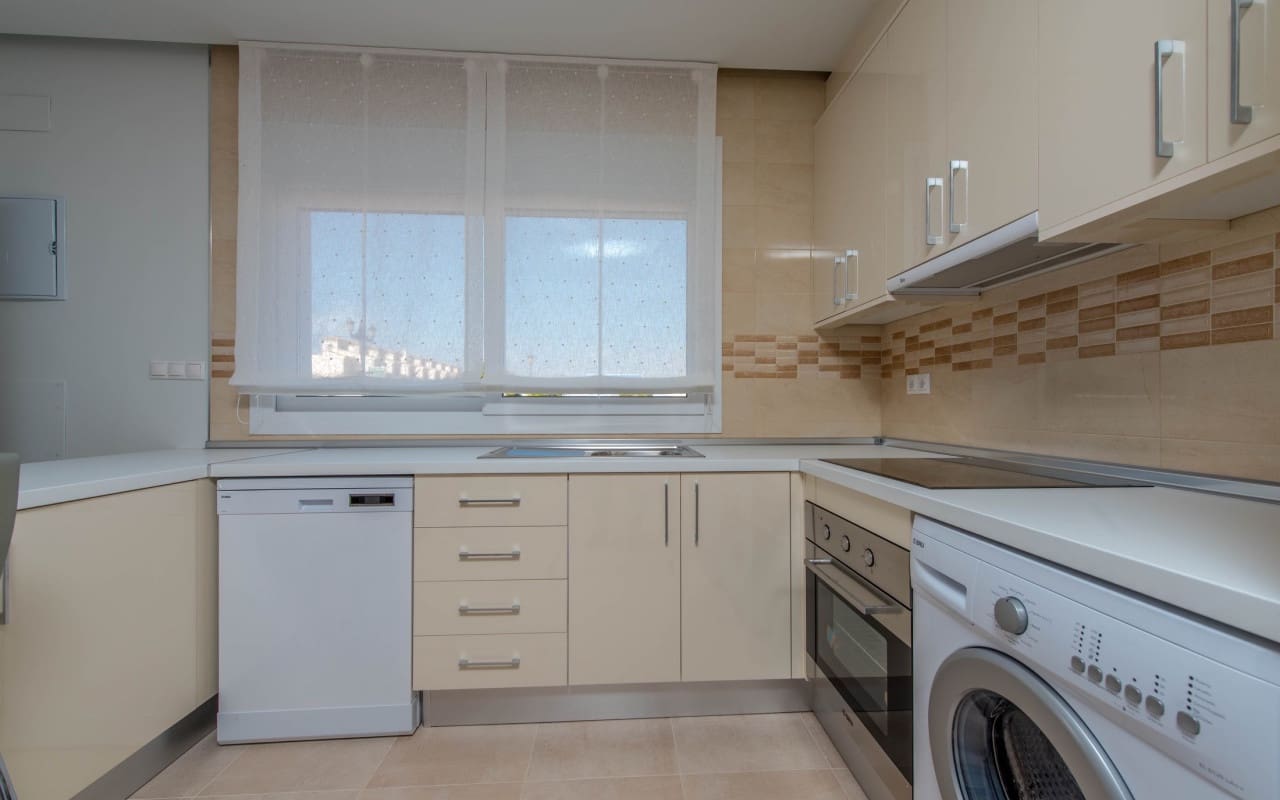 Chalet de 3 habitaciones en Los Alcázares en venta - 361.500 € (Ref: 9383986)