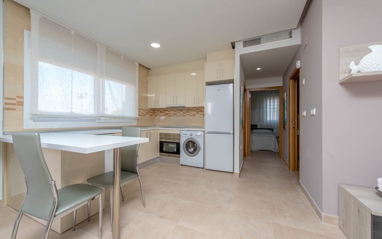 Chalet de 3 habitaciones en Los Alcázares en venta - 361.500 € (Ref: 9383986)