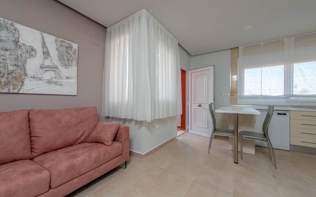 Chalet de 3 habitaciones en Los Alcázares en venta - 361.500 € (Ref: 9383986)