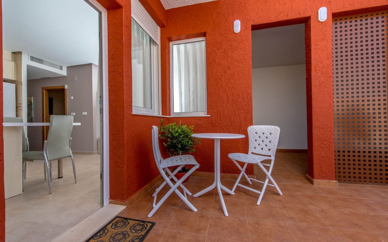 Chalet de 3 habitaciones en Los Alcázares en venta - 361.500 € (Ref: 9383986)