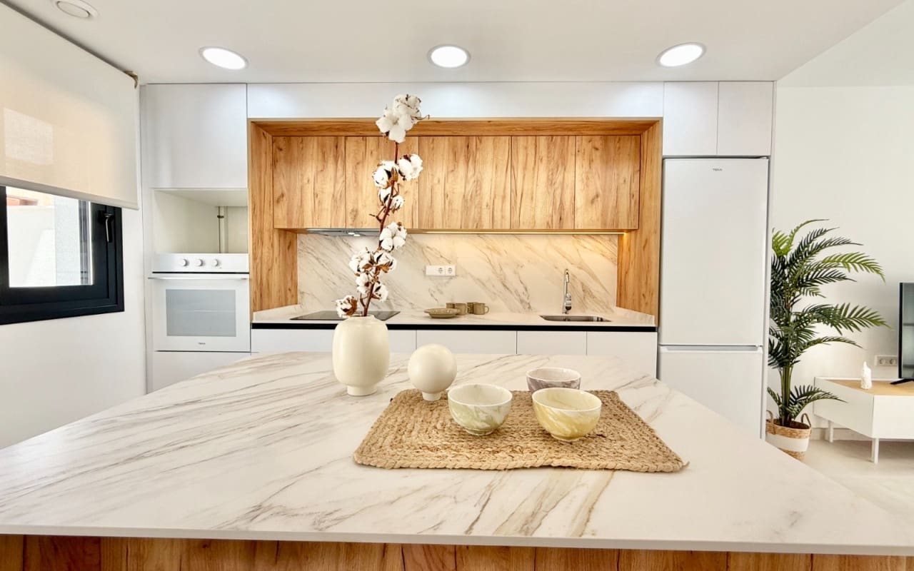 2 bedroom Townhouse for sale in Cox with pool - € 209,000 (Ref: 9386555)