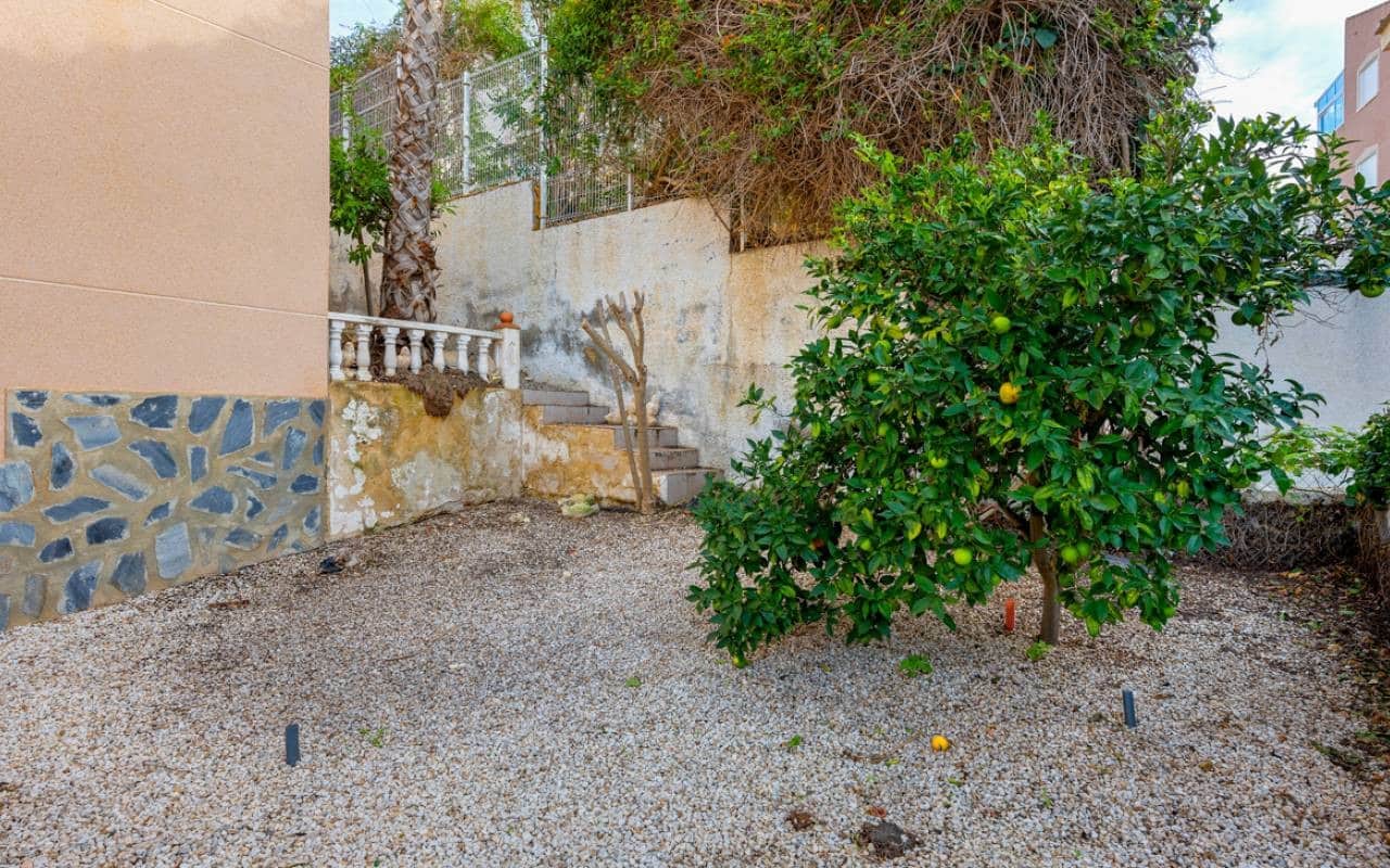 2 bedroom Villa for sale in Ciudad Quesada with pool - € 325,000 (Ref: 9388189)