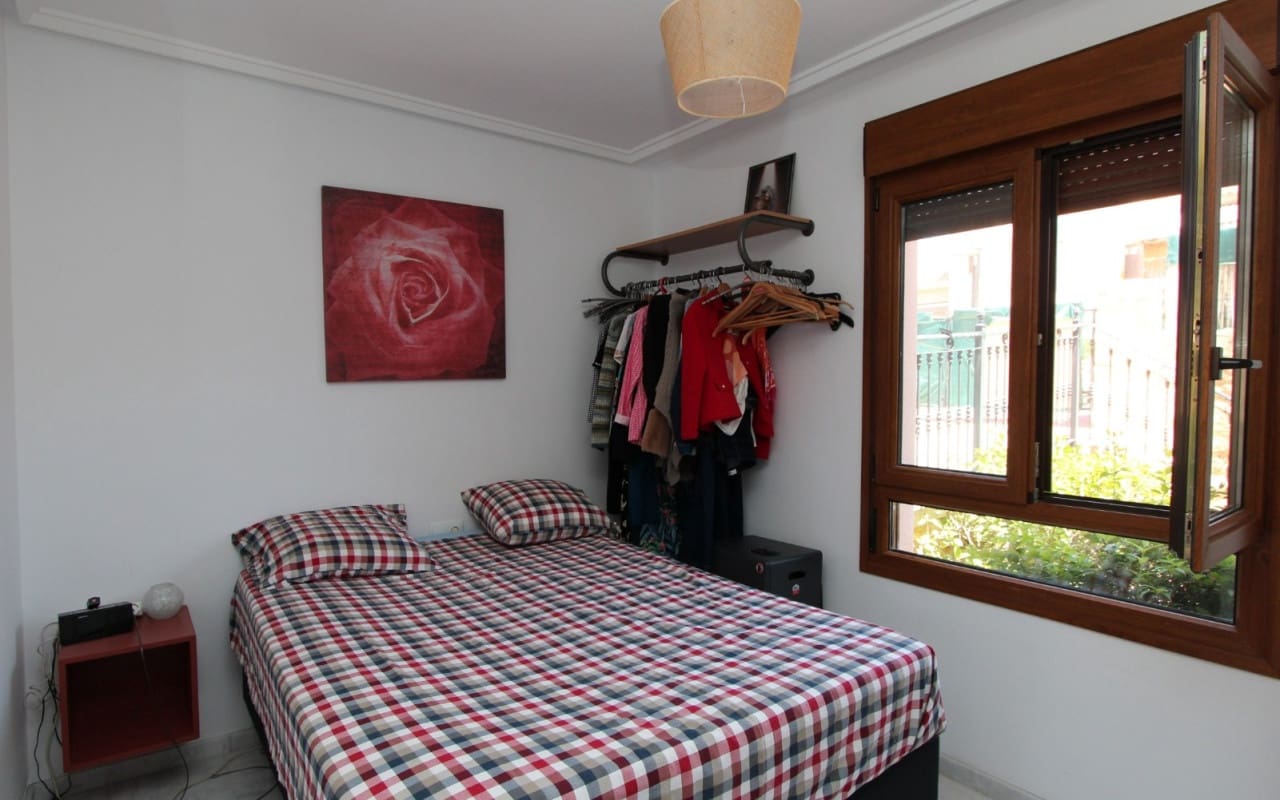 3 bedroom Villa for sale in Algorfa with pool - € 349,990 (Ref: 9388191)