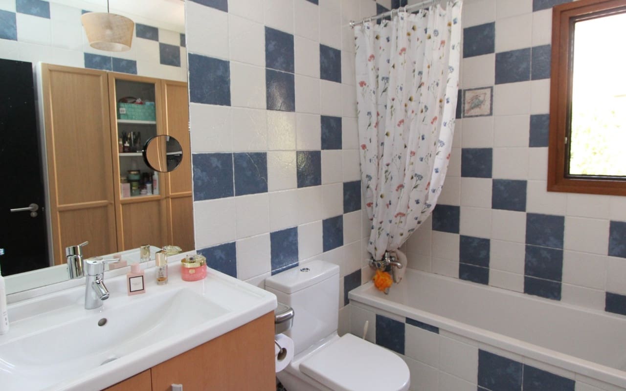 3 bedroom Villa for sale in Algorfa with pool - € 349,990 (Ref: 9388191)