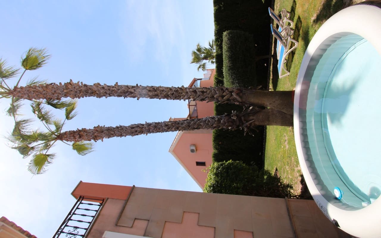 3 bedroom Villa for sale in Algorfa with pool - € 349,990 (Ref: 9388191)