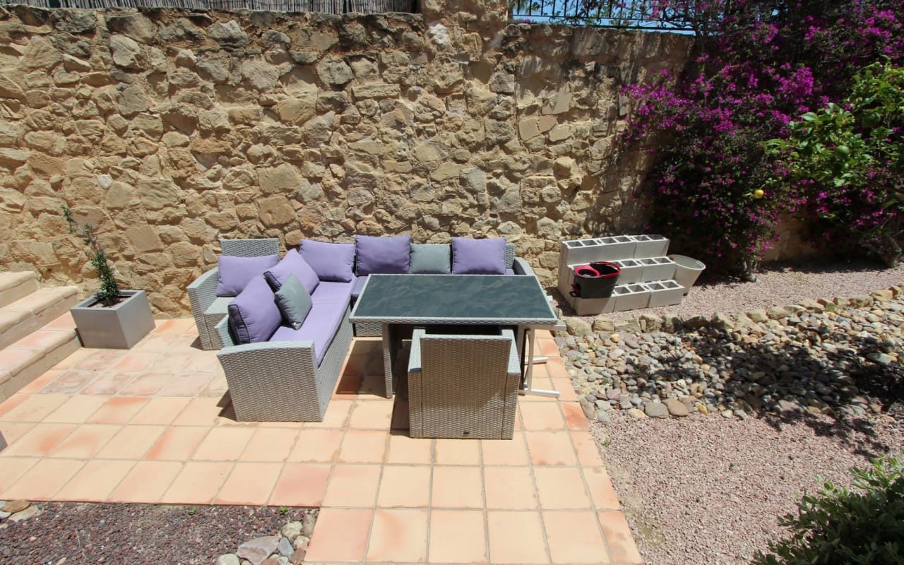 3 bedroom Villa for sale in Algorfa with pool - € 349,990 (Ref: 9388191)