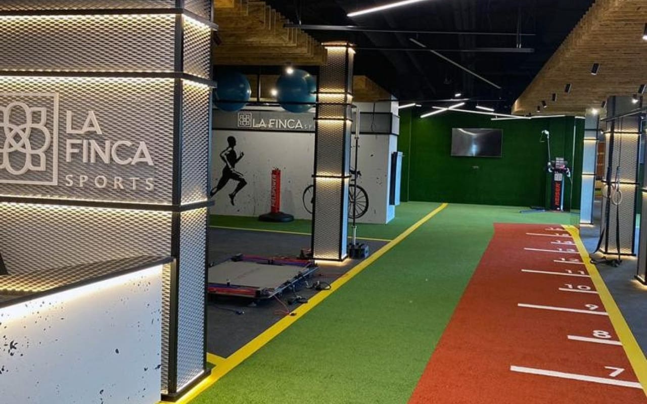 3 bedroom Villa for sale in Algorfa with pool - € 349,990 (Ref: 9388191)