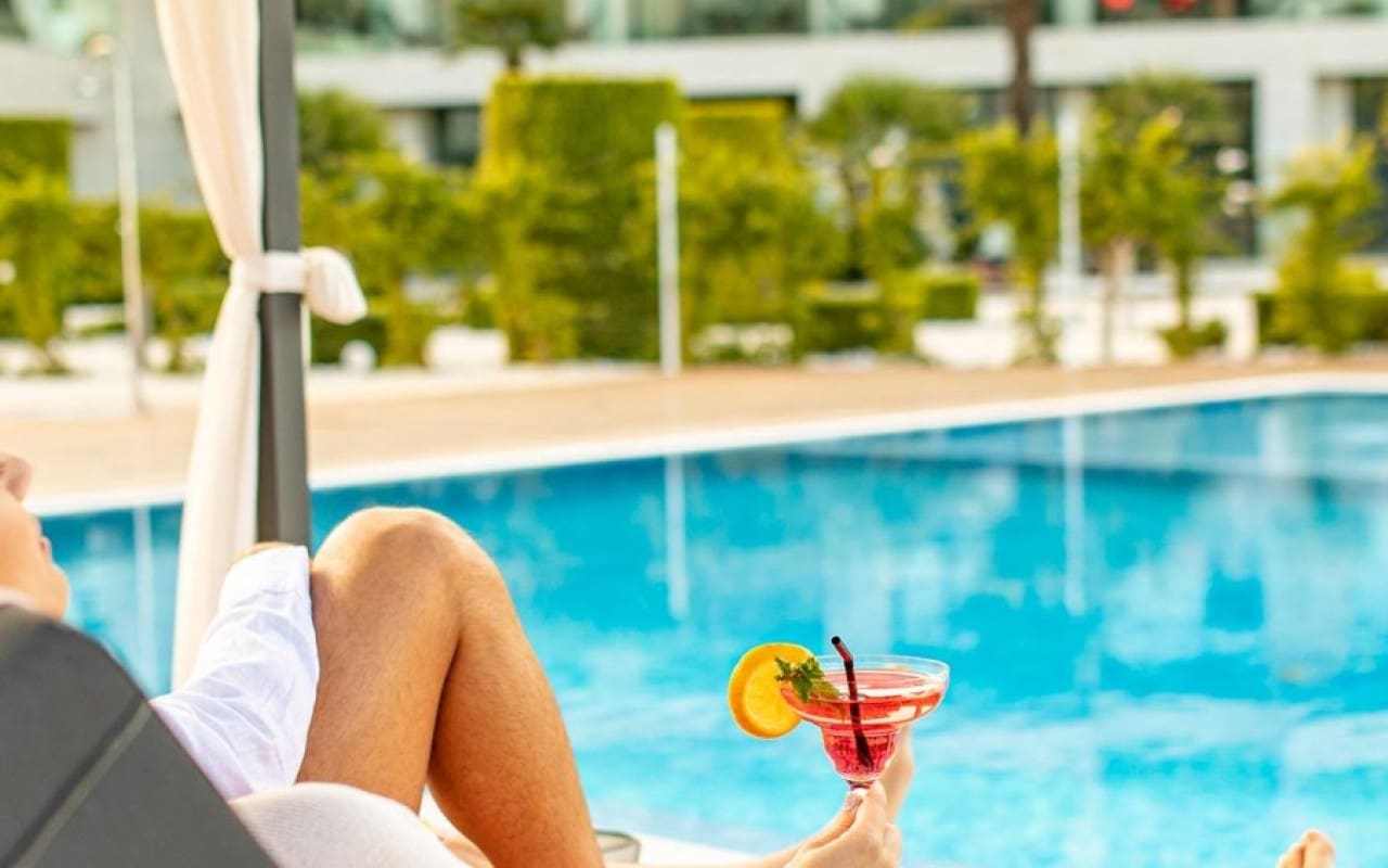 3 bedroom Villa for sale in Algorfa with pool - € 349,990 (Ref: 9388191)