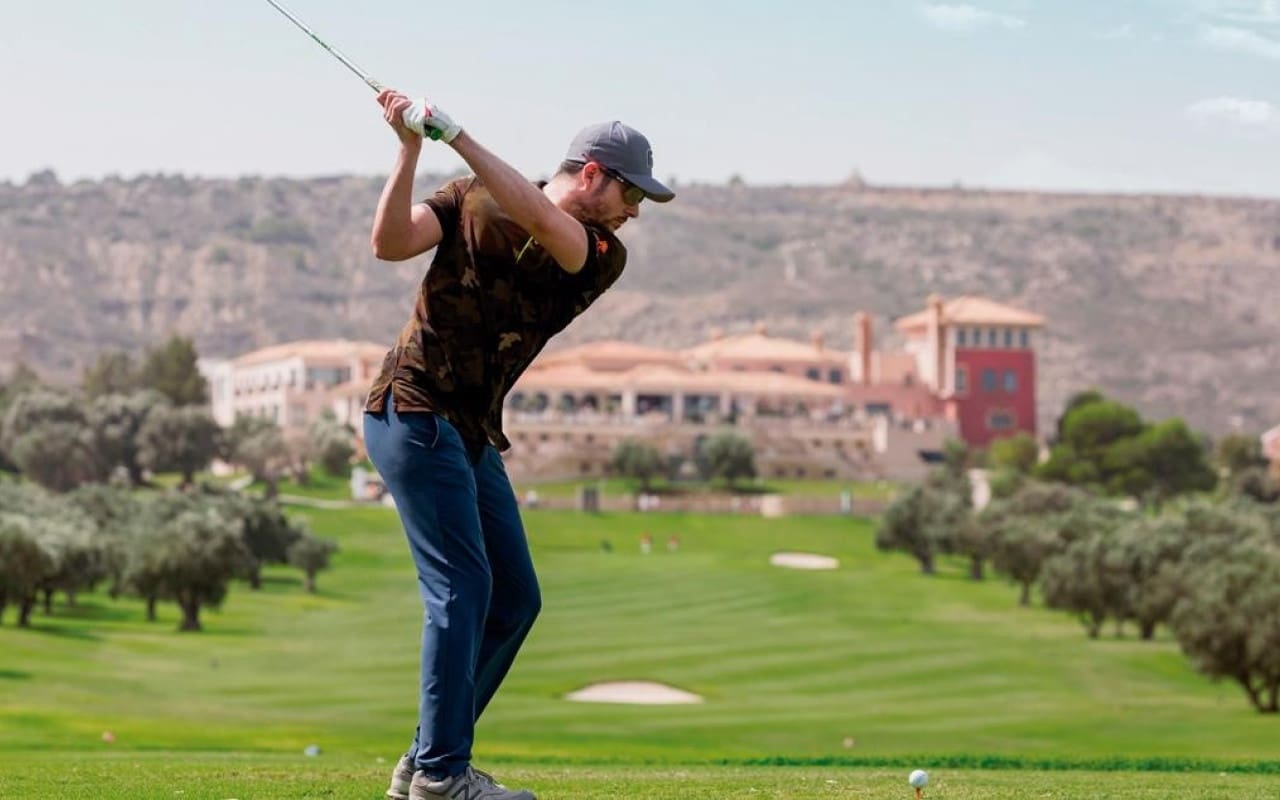 3 bedroom Villa for sale in Algorfa with pool - € 349,990 (Ref: 9388191)