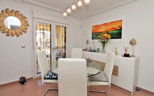 3 Zimmer Villa zu verkaufen in Villamartin, Orihuela mit Pool - 375.000 € (Ref: 9388192)