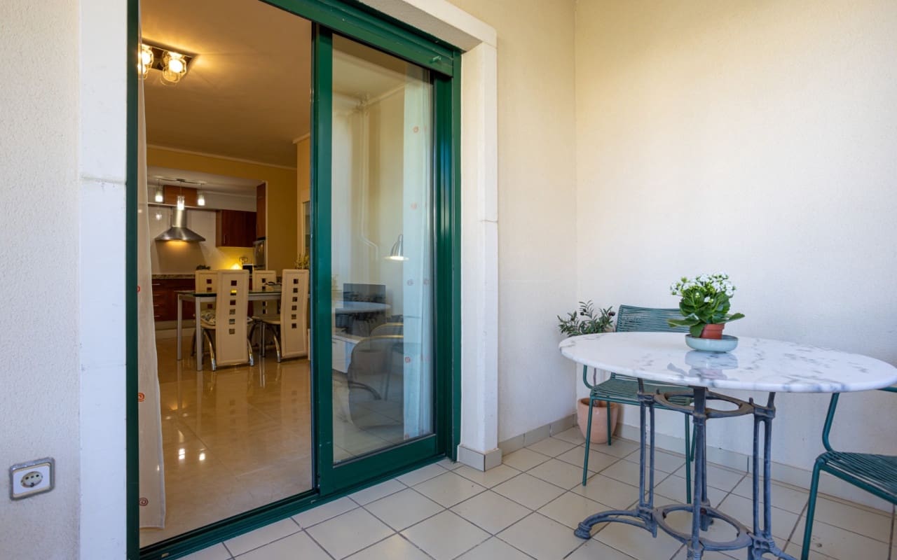 2 soveværelse Lejlighed til salg i Dona Pepa med swimmingpool - € 195.000 (Ref: 9388460)