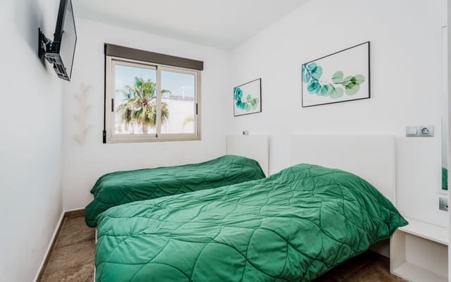 2 quarto Penthouse para venda em Torre de la Horadada, Pilar de la Horadada com piscina - 229 000 € (Ref: 9388461)