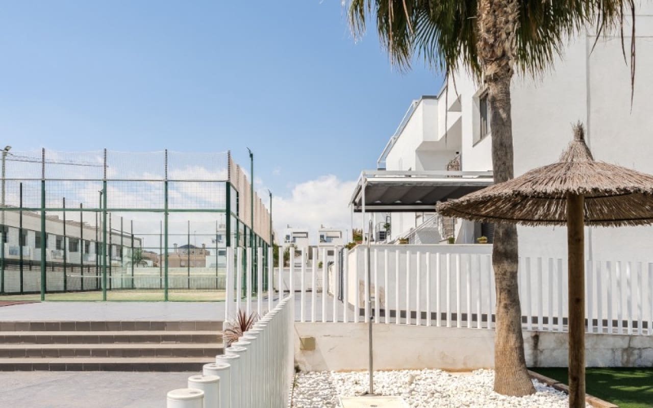 2 quarto Penthouse para venda em Torre de la Horadada com piscina - 229 000 € (Ref: 9388461)