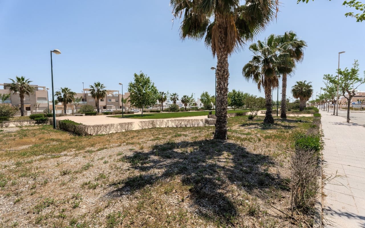 2 quarto Penthouse para venda em Torre de la Horadada com piscina - 229 000 € (Ref: 9388461)