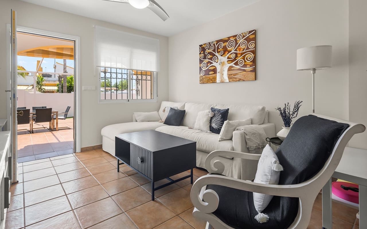 4 chambre Villa/Maison à vendre à Torre de la Horadada avec piscine - 382 000 € (Ref: 9394421)