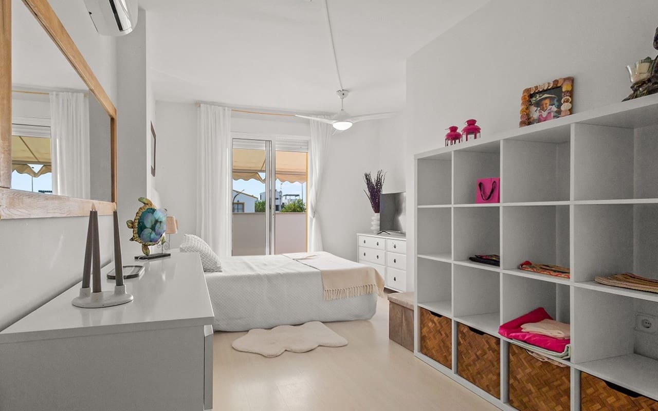 4 chambre Villa/Maison à vendre à Torre de la Horadada avec piscine - 382 000 € (Ref: 9394421)