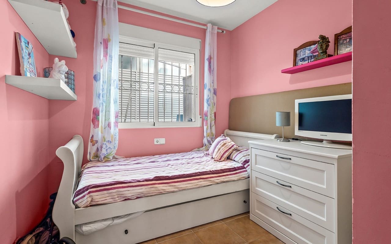 4 chambre Villa/Maison à vendre à Torre de la Horadada avec piscine - 382 000 € (Ref: 9394421)