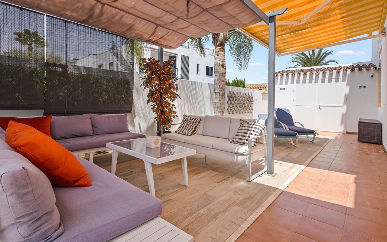 4 chambre Villa/Maison à vendre à Torre de la Horadada avec piscine - 382 000 € (Ref: 9394421)