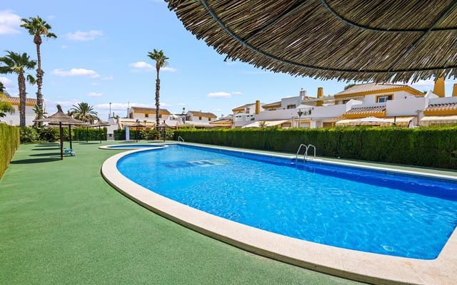 4 chambre Villa/Maison à vendre à Torre de la Horadada, Pilar de la Horadada avec piscine - 382 000 € (Ref: 9394421)