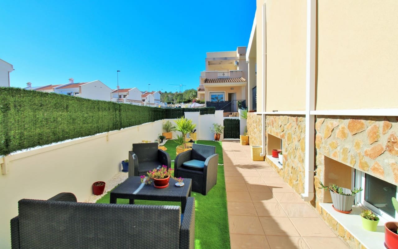 4 quarto Casa em Banda para venda em San Miguel de Salinas com piscina - 239 995 € (Ref: 9394422)