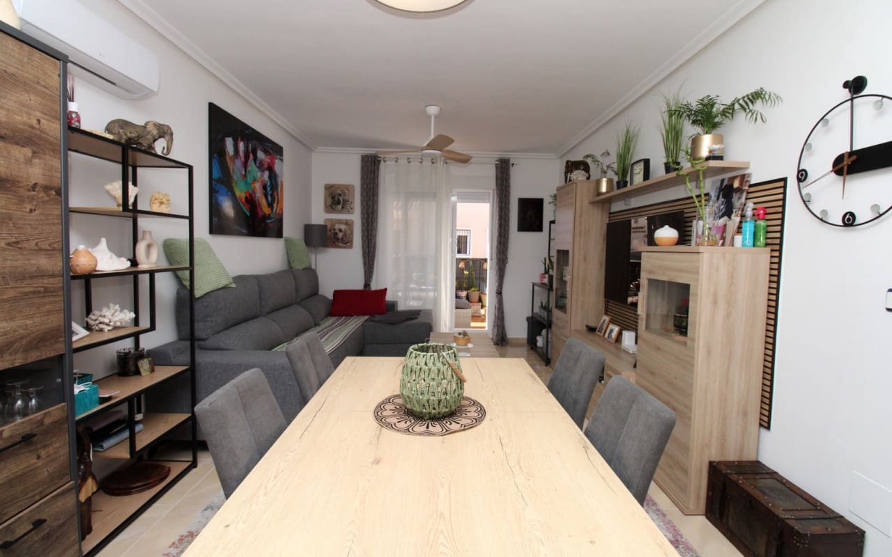 4 quarto Casa em Banda para venda em San Miguel de Salinas com piscina - 239 995 € (Ref: 9394422)