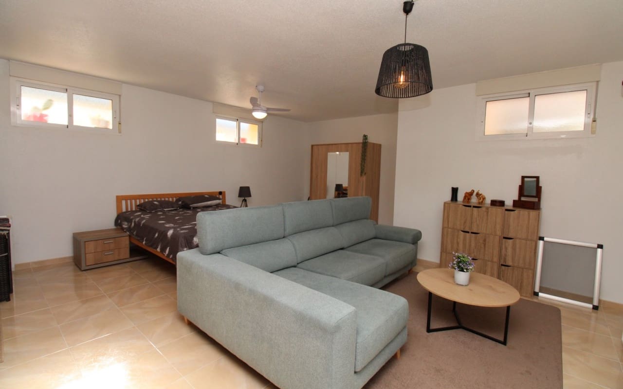 4 quarto Casa em Banda para venda em San Miguel de Salinas com piscina - 239 995 € (Ref: 9394422)