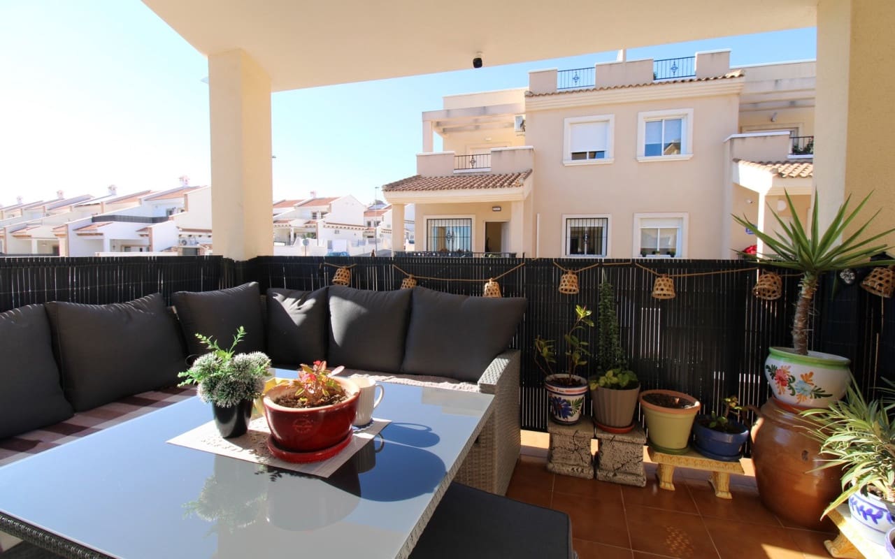 4 quarto Casa em Banda para venda em San Miguel de Salinas com piscina - 239 995 € (Ref: 9394422)