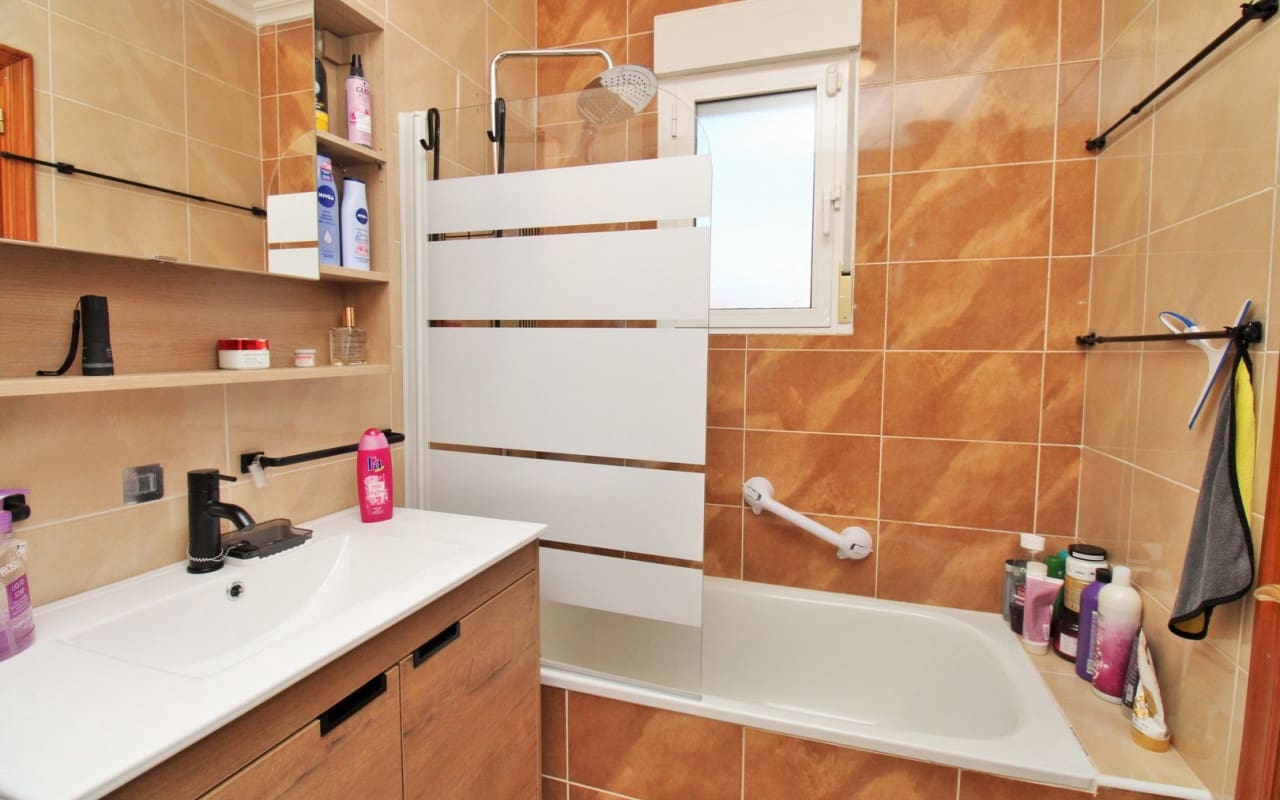 4 quarto Casa em Banda para venda em San Miguel de Salinas com piscina - 239 995 € (Ref: 9394422)