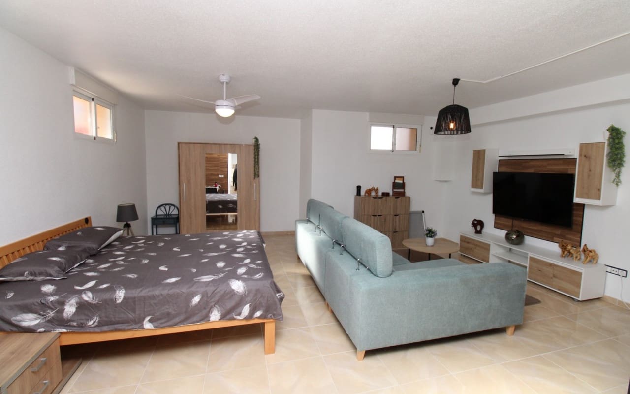 4 quarto Casa em Banda para venda em San Miguel de Salinas com piscina - 239 995 € (Ref: 9394422)