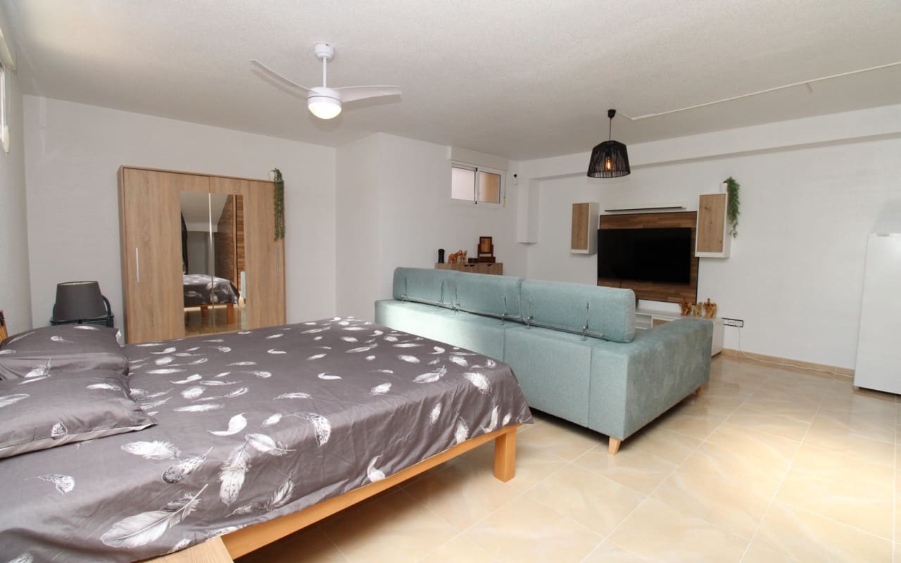 4 quarto Casa em Banda para venda em San Miguel de Salinas com piscina - 239 995 € (Ref: 9394422)