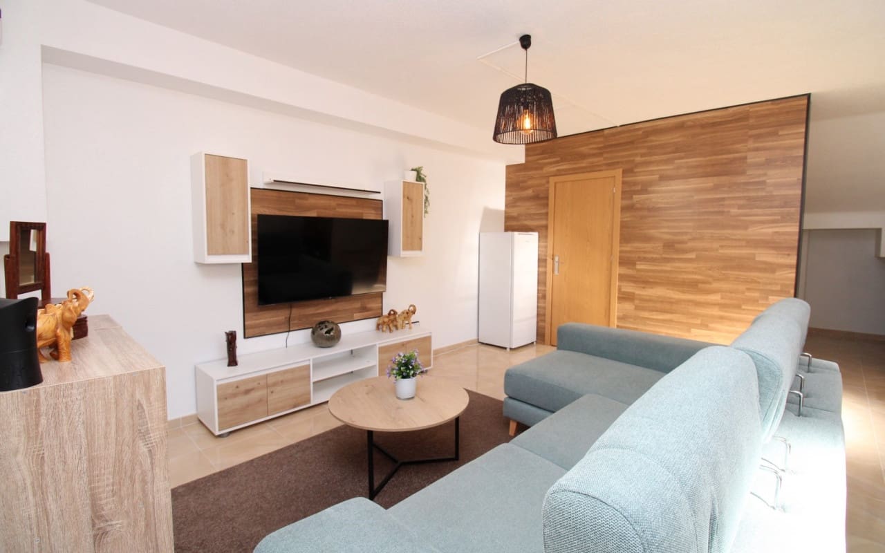 4 quarto Casa em Banda para venda em San Miguel de Salinas com piscina - 239 995 € (Ref: 9394422)