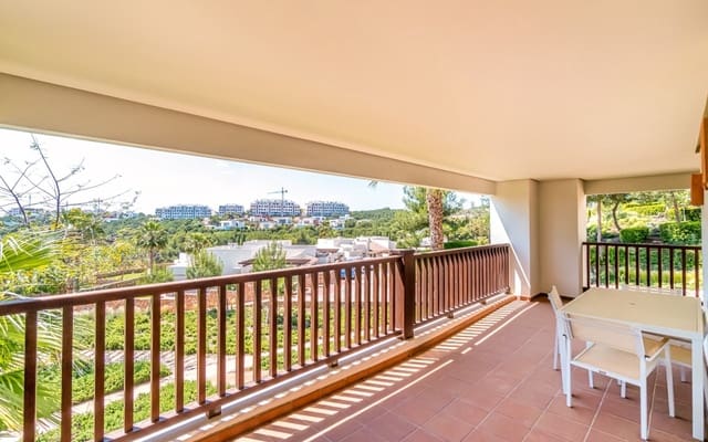 Apartamento de 3 habitaciones en Las Colinas Golf, Orihuela en venta con piscina - 345.000 € (Ref: 9394426)