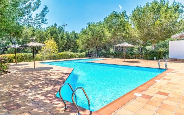 Apartamento de 3 habitaciones en Las Colinas Golf, Orihuela en venta con piscina - 345.000 € (Ref: 9394426)